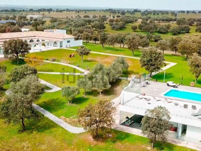 Casa Rural en venta en El Gordo, Extremadura
