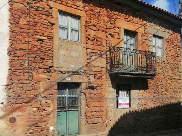 Casa venda em Torre De Moncorvo, Bragança