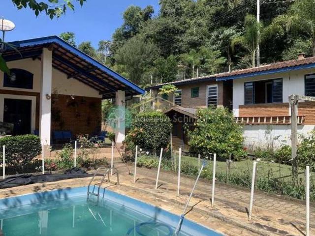 Casa venda em Região Imediata de Taubaté-Pindamonhangaba, Região Metropolitana do Vale do Paraíba e Litoral Norte