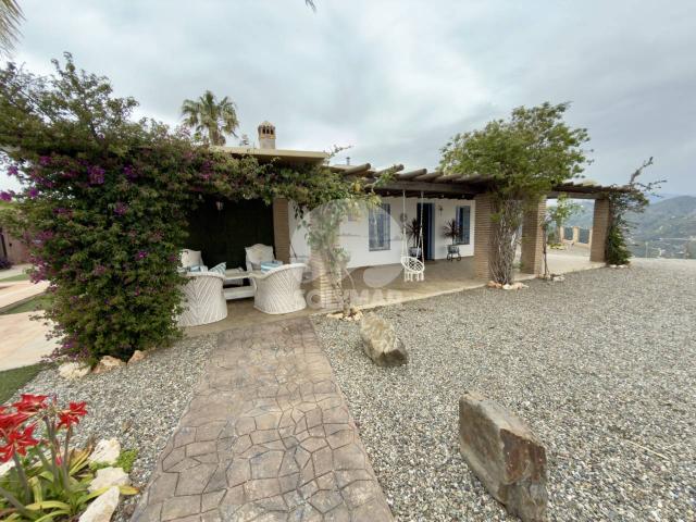 Casa en alquiler en La Axarquía, Andalucía