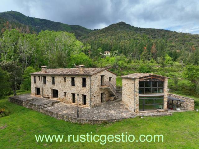 Casa Rural en venta en Anglès