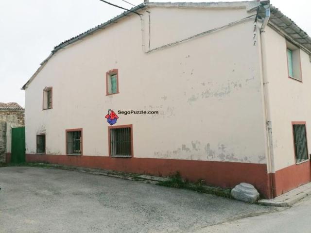 Casa Rural en venta en Bernardos, Castilla y León
