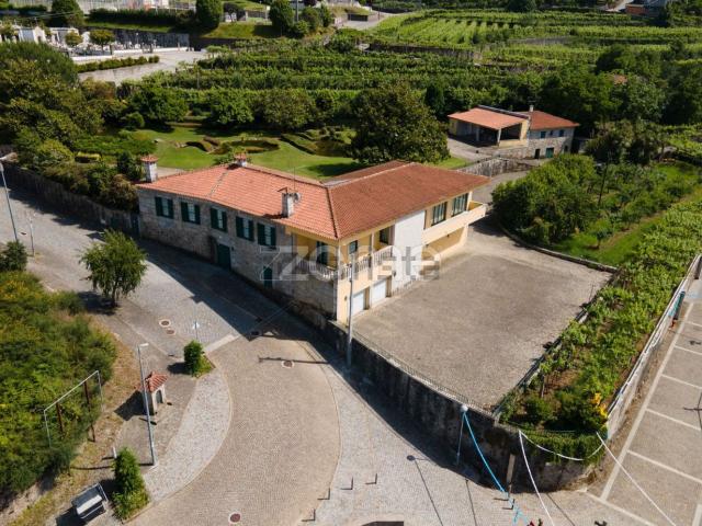 Quinta venda em Escudeiros e Penso (Santo Estêvão e São Vicente), Braga