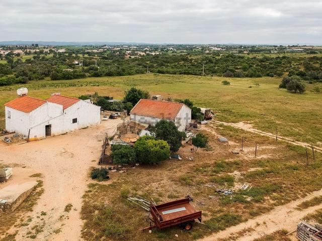 Quinta venda em Estômbar, Faro