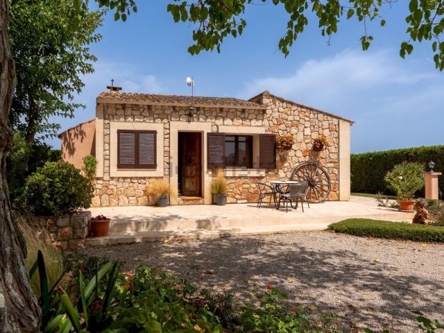 Casa Rural en venta en Migjorn, Baleares