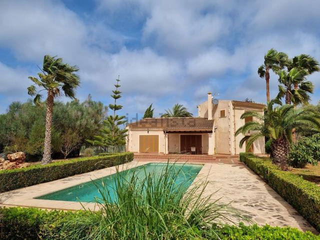 Casa Rural en venta en Migjorn, Baleares