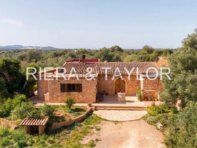Casa Rural en venta en Migjorn, Baleares