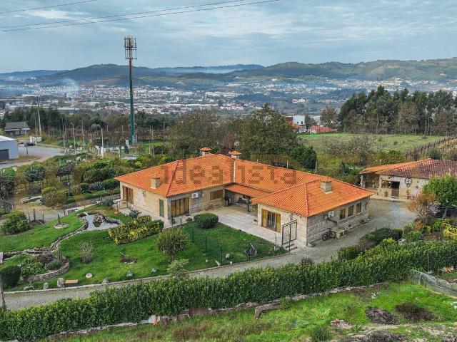 Quinta venda em Fermentões, Fermentões