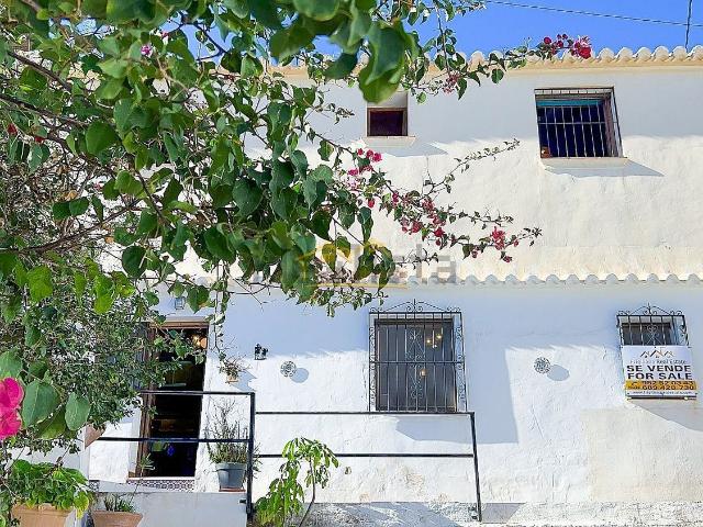 Casa Rural en venta en Frigiliana, Málaga