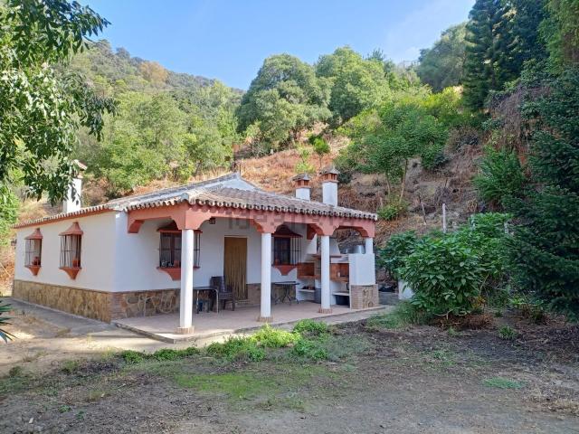 Casa Rural en venta en Genalguacil, Málaga