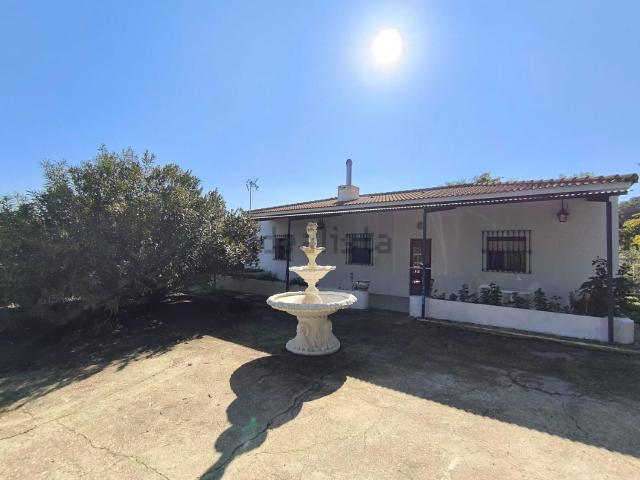 Casa Rural en venta en Gibraleón, La Calvilla