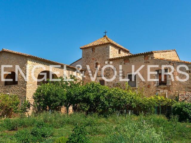 Casa Rural en venta en Palau, Gironès