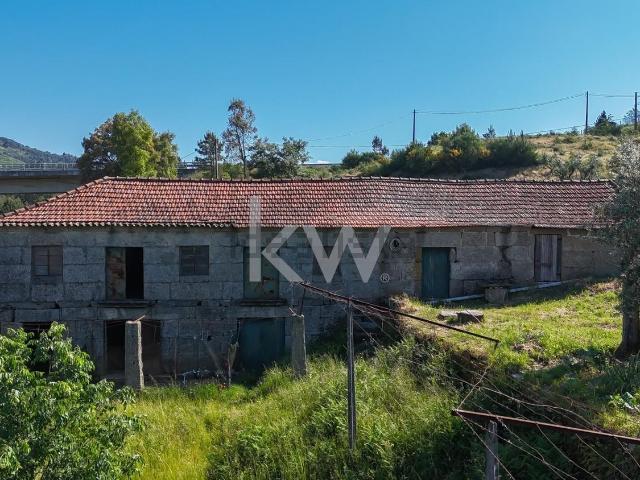Quinta venda em Crespelas, Amarante