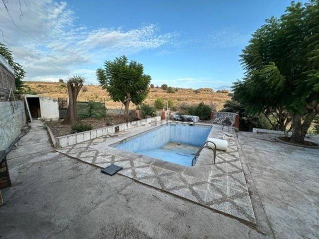 Casa Rural en venta en Urbanización Puerto Estepona (Seghers), Estepona