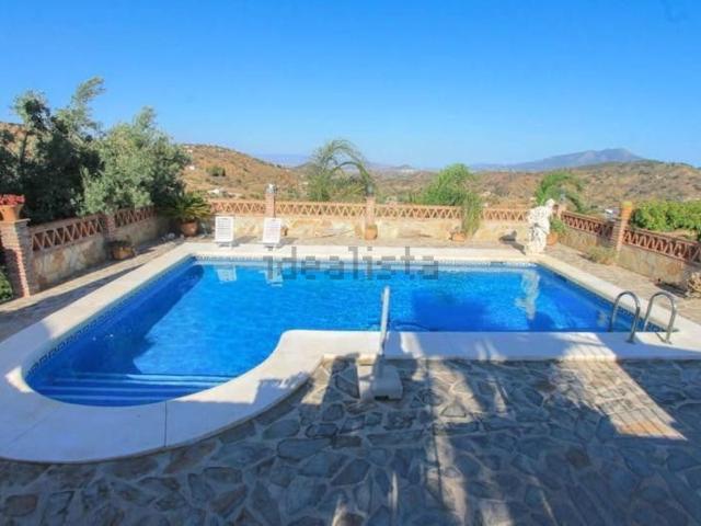Casa Rural en venta en Guaro, Málaga