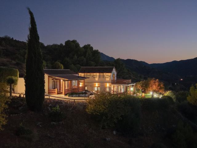 Casa Rural en venta en Sierra de las Nieves, Andalucía