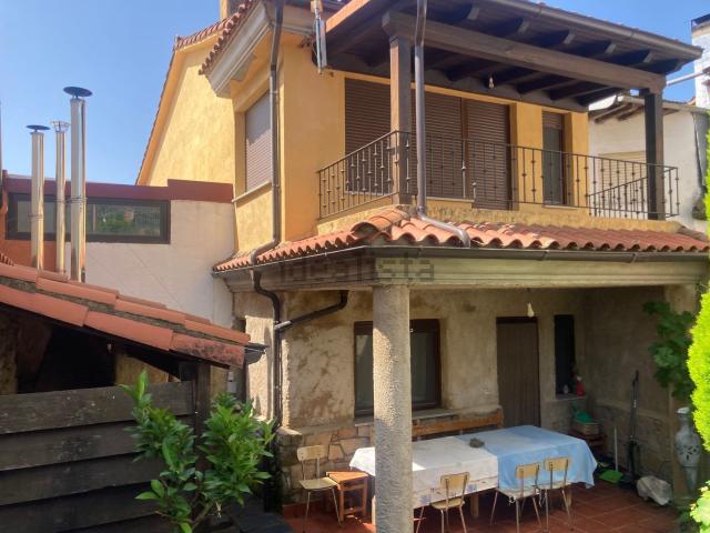 Casa Rural en venta en Herguijuela De La Sierra, Castilla y León