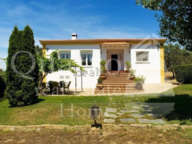 Casa Rural en venta en Herrera De Alcántara, Extremadura