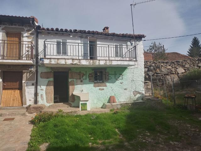 Casa Rural en venta en Hoyocasero
