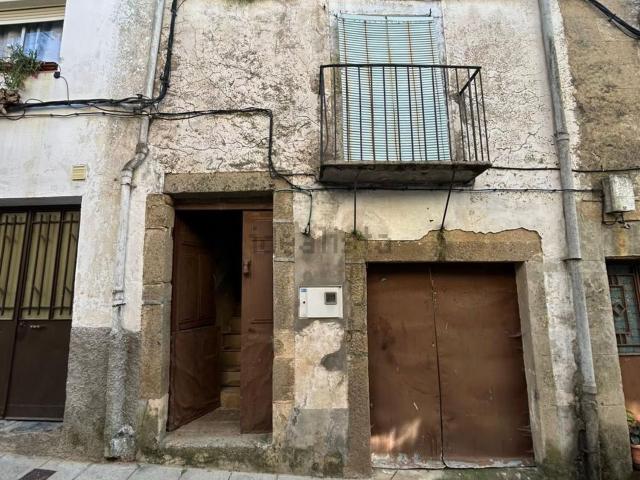 Casa Rural en venta en Hoyos, Extremadura