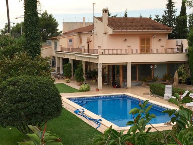 Casa Rural en venta en Crist Rei, Raiguer