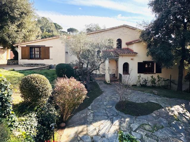 Casa Rural en venta en el Serrat de l'Ocata, Vallès Oriental