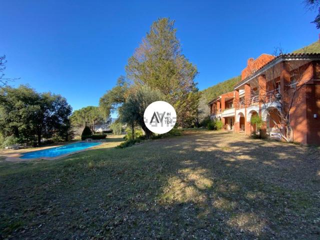 Casa Rural en venta en el Serrat de l'Ocata, Vallès Oriental