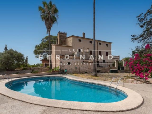 Casa Rural en venta en s'Olivera, Palma