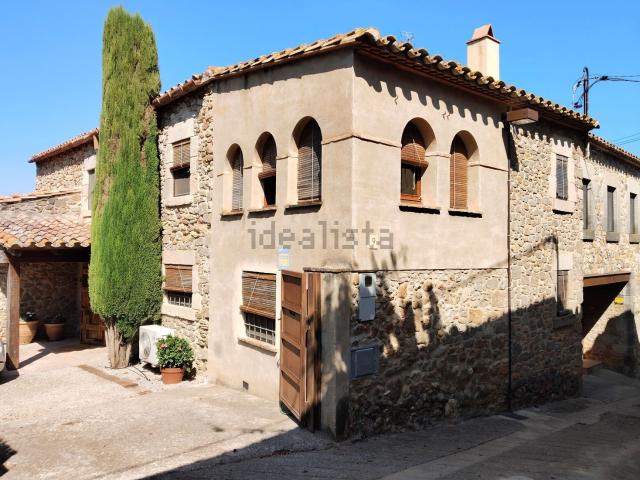 Casa Rural en venta en Castell d'Empordà, Baix Empordà