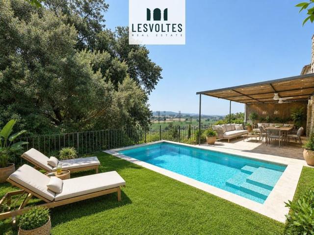 Casa Rural en venta en Castell d'Empordà, Baix Empordà