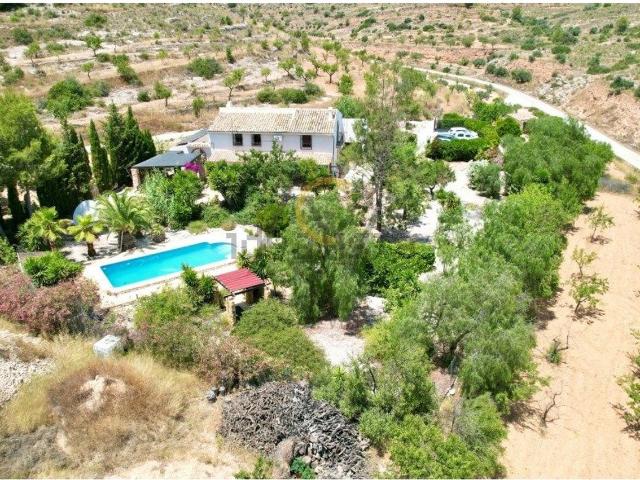 Casa Rural en venta en el Vinalopó Mitjà / El Vinalopó Medio, Valencia