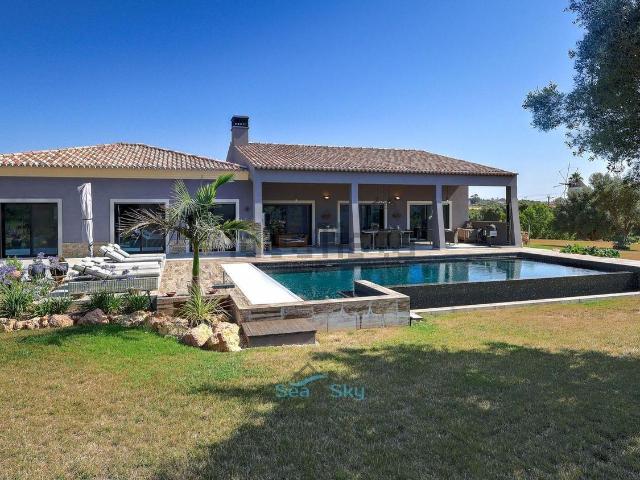 Quinta venda em Lagoa, Faro