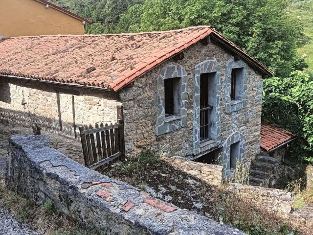 Casa Rural en venta en Lena, Asturias