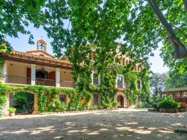 Casa Rural en venta en Llagostera, Girona