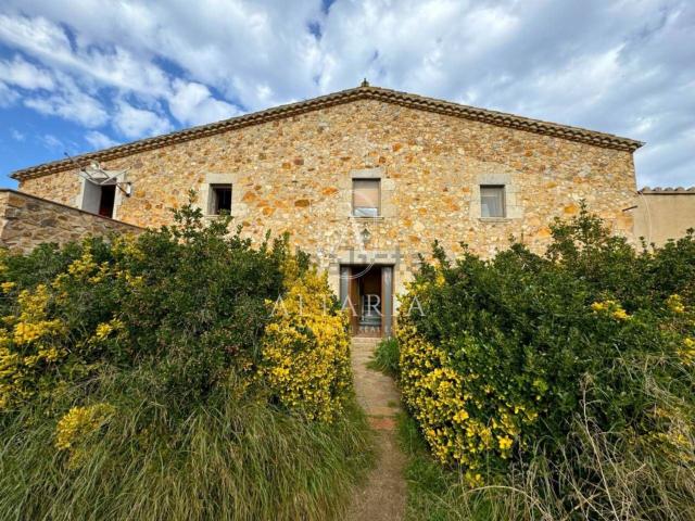 Casa Rural en venta en Llagostera, Mata