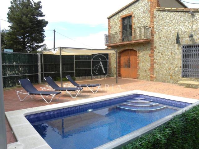 Casa Rural en venta en Cantallops, Gironès