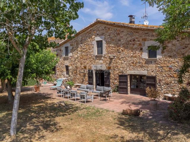 Casa Rural en venta en Llagostera, Fonollerons