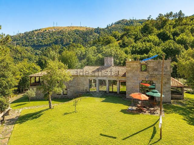 Quinta venda em Gavinheiras, Parada Do Bouro