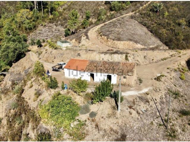 Quinta venda em Marmelete, Monchique