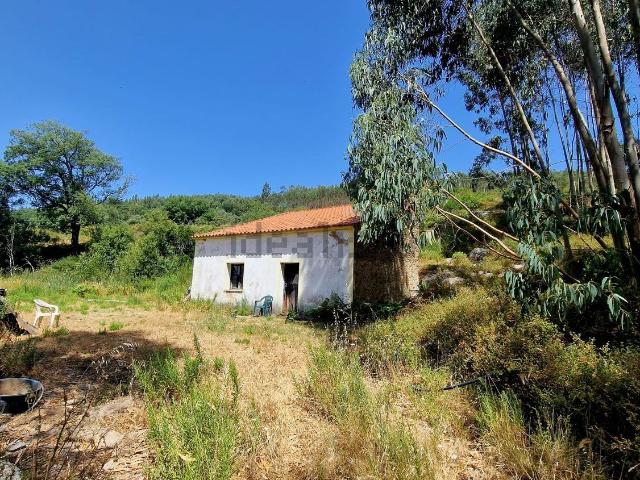 Quinta venda em Ceiceira, Monchique