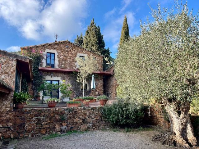 Casa Rural en venta en Mont-ras, Girona