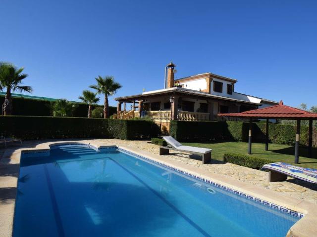 Casa Rural en venta en Moraleda De Zafayona