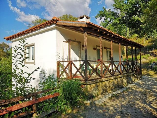 Quinta venda em Parada Do Bouro, Braga