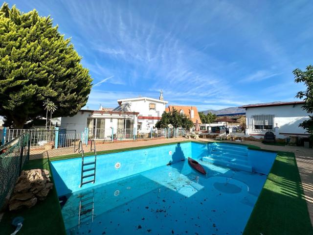 Quinta en venta en Motril, Puntalón