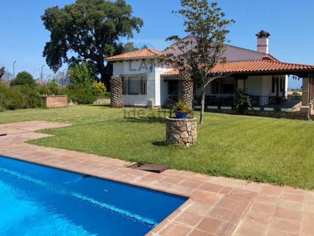 Casa Rural en venta en Navalmoral De La Mata, Extremadura