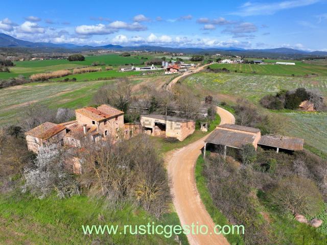Casa Rural en venta en Navata
