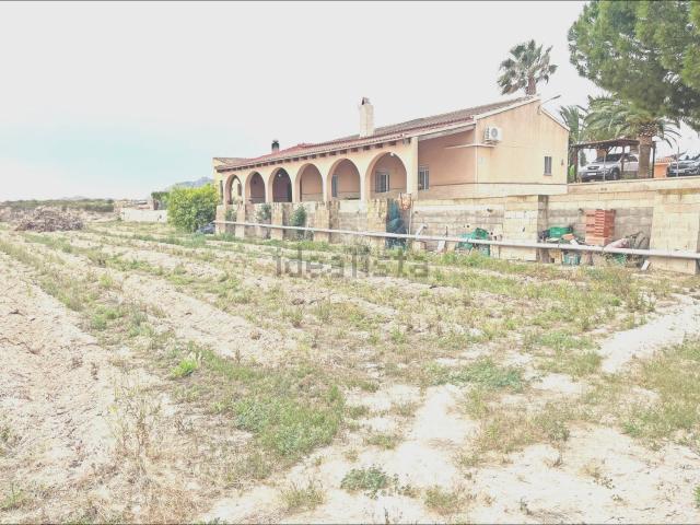 Casa Rural en venta en el Vinalopó Mitjà / El Vinalopó Medio, Valencia