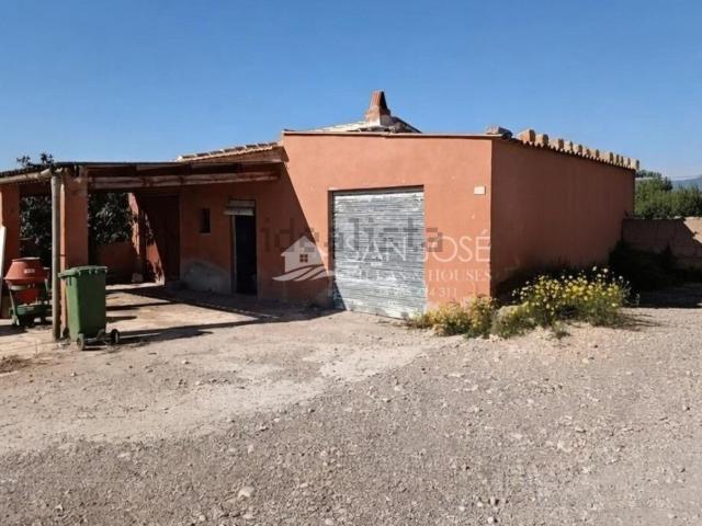 Casa Rural en venta en el Vinalopó Mitjà / El Vinalopó Medio, Valencia