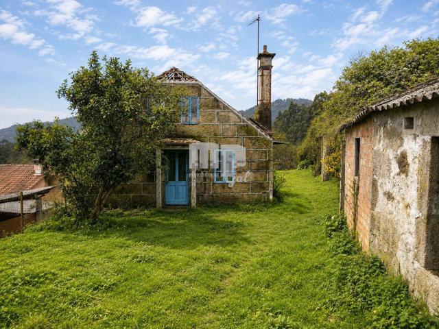 Casa Rural en venta en Mosende, Vigo