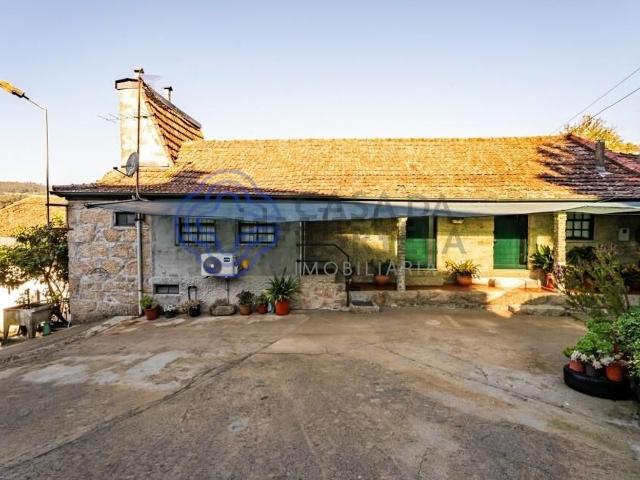 Quinta venda em Esmegilde, Marecos